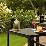 Domaine De Montagne - Frere Joseph 5* 旺特龙