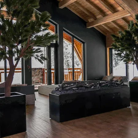 Domaine De Montagne - Frere Joseph Hotel 5*