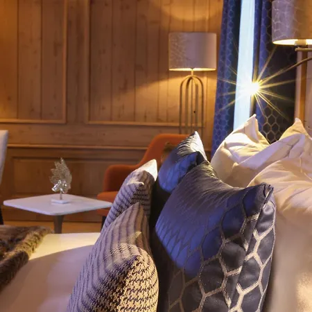 Domaine De Montagne - Frere Joseph Hotel