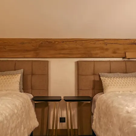 Отель Domaine De Montagne - Frere Joseph 4*