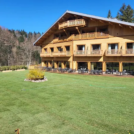 Domaine De Montagne - Frere Joseph 4* Вантрон
