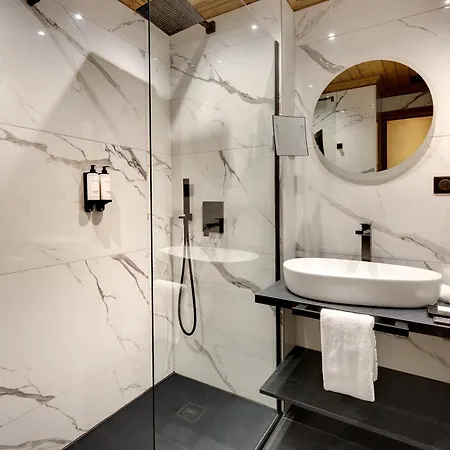 Domaine De Montagne - Frere Joseph Hotel 5*