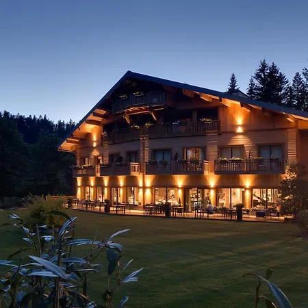 Hotel Domaine De Montagne - Frere Joseph 5*